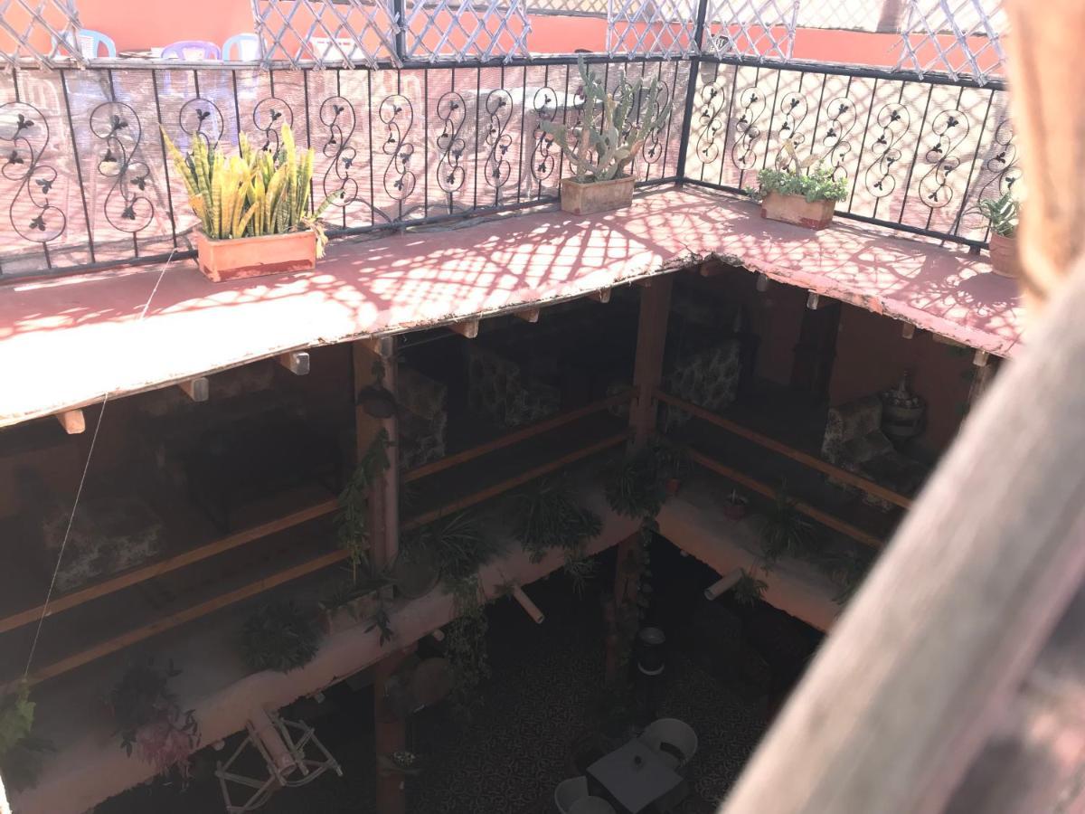 Riad Asrir Тизнит Екстериор снимка
